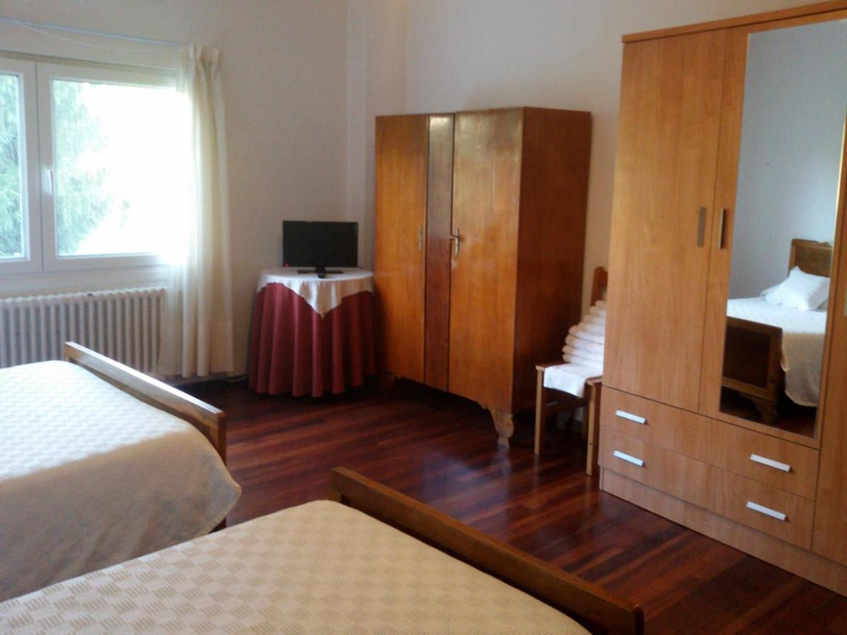 Hostal Pumar Santiago de Compostela Exterior photo
