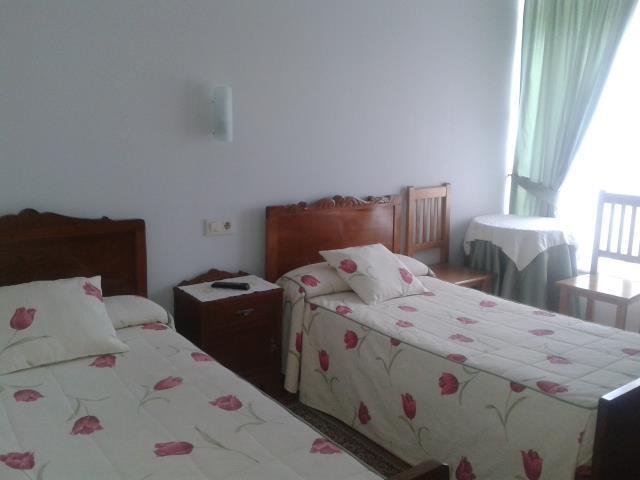 Hostal Pumar Santiago de Compostela Room photo