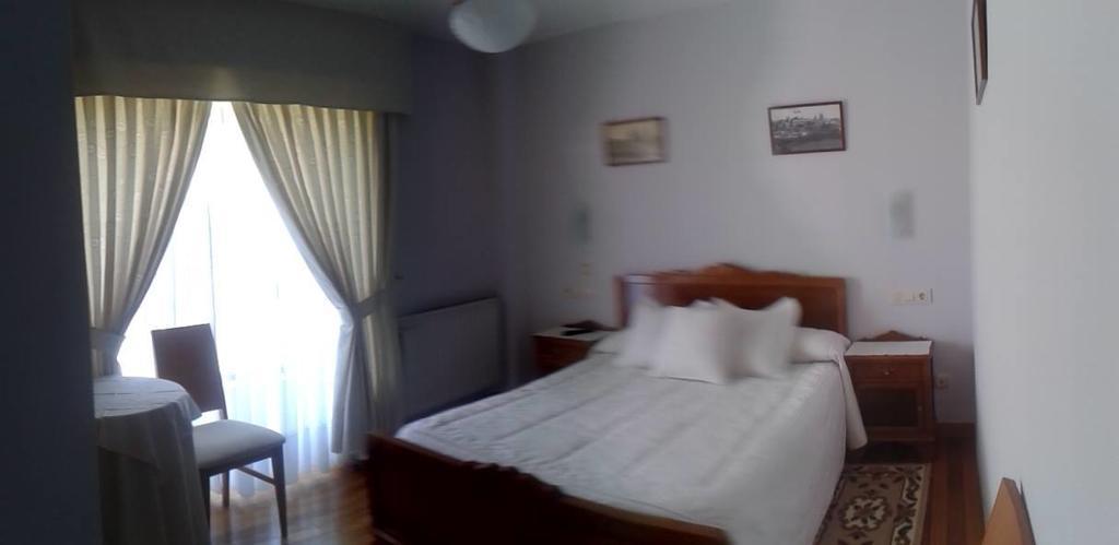 Hostal Pumar Santiago de Compostela Room photo